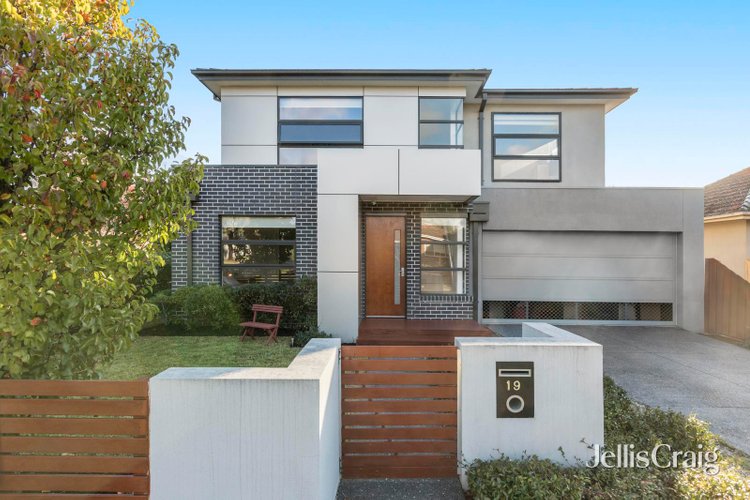 19 Moylan Street Bentleigh East 3165