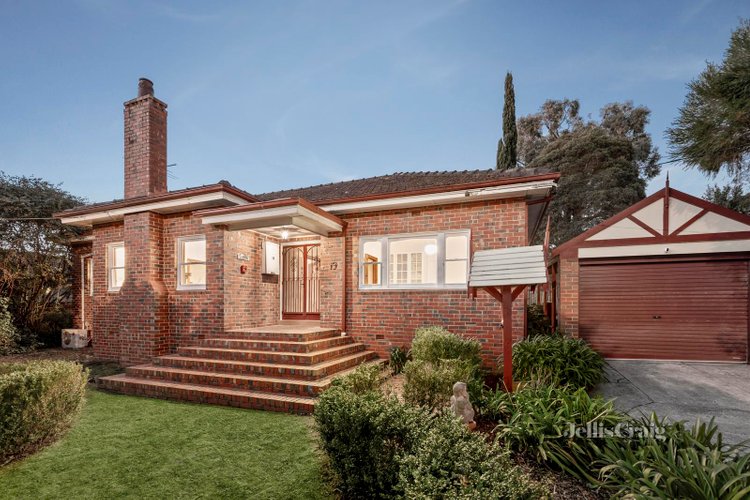 19 Mt Dandenong Road Ringwood East 3135