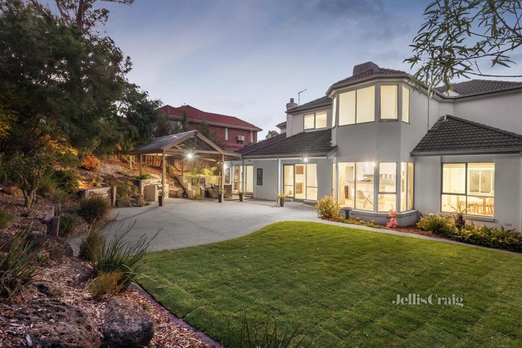 19 Mulberry Court Eltham 3095