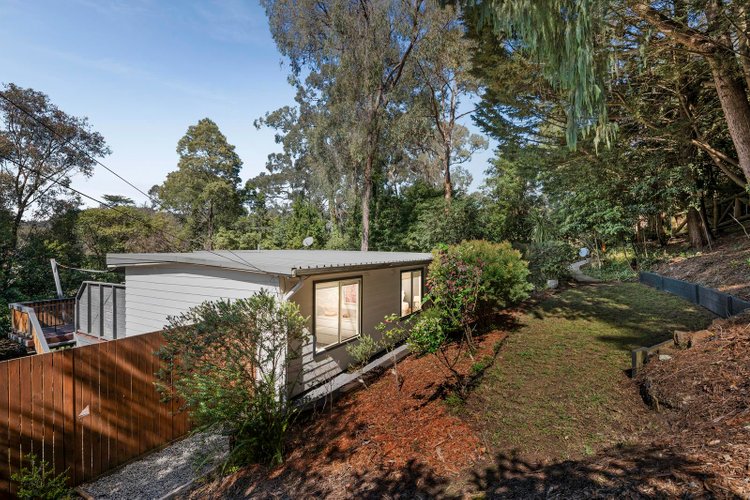 19 Railway Road Mount Evelyn 3796
