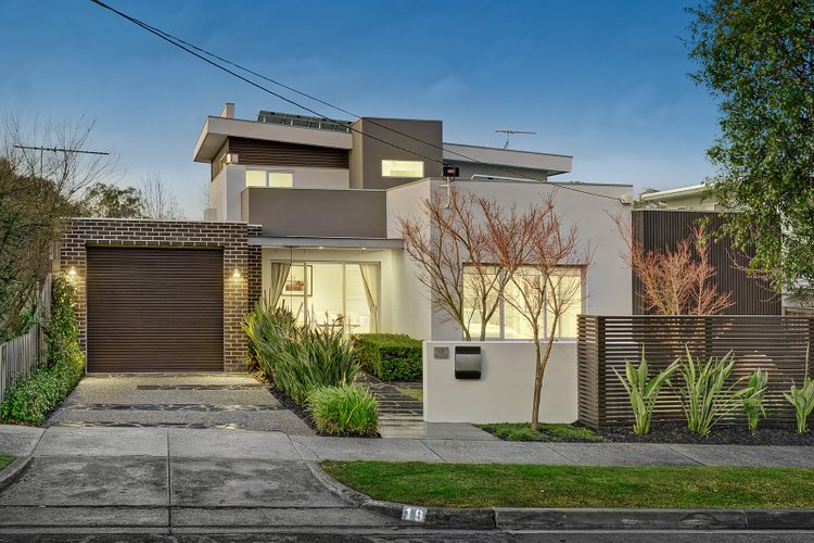 19 Raleigh Street Blackburn South 3130