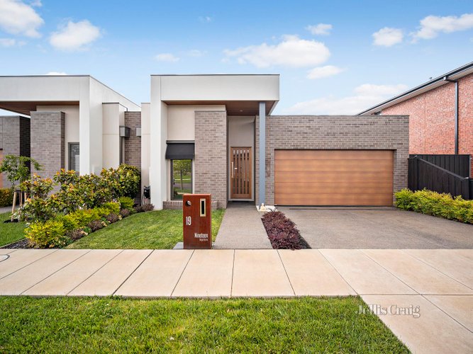 19 Regal Drive Alfredton 3350