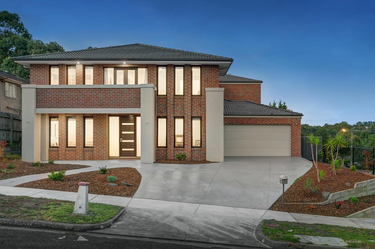 19 Roseland Grove Doncaster 3108