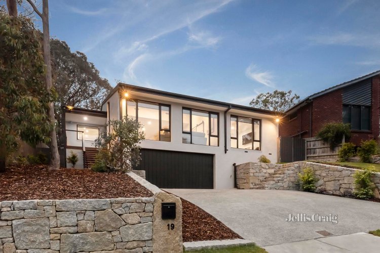 19 Rudolf Court Ringwood North 3134