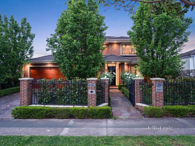 19 Virginia Street Mount Waverley 3149