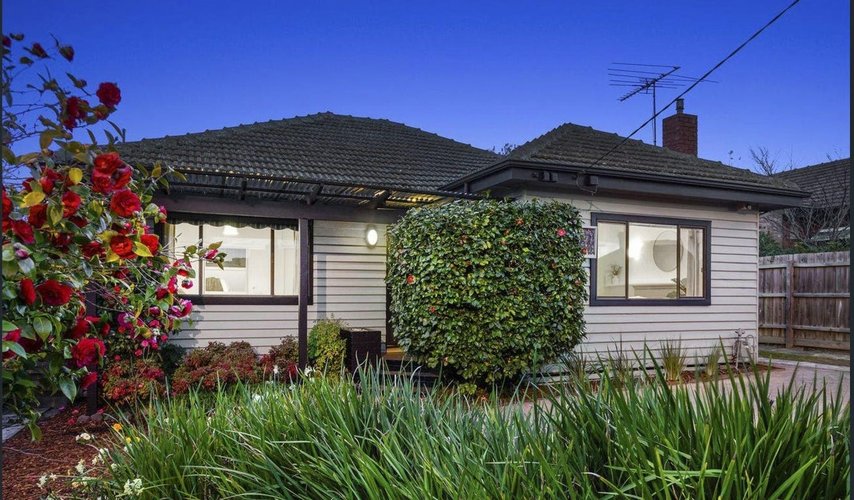 19 Wantirna Road  Ringwood 3134