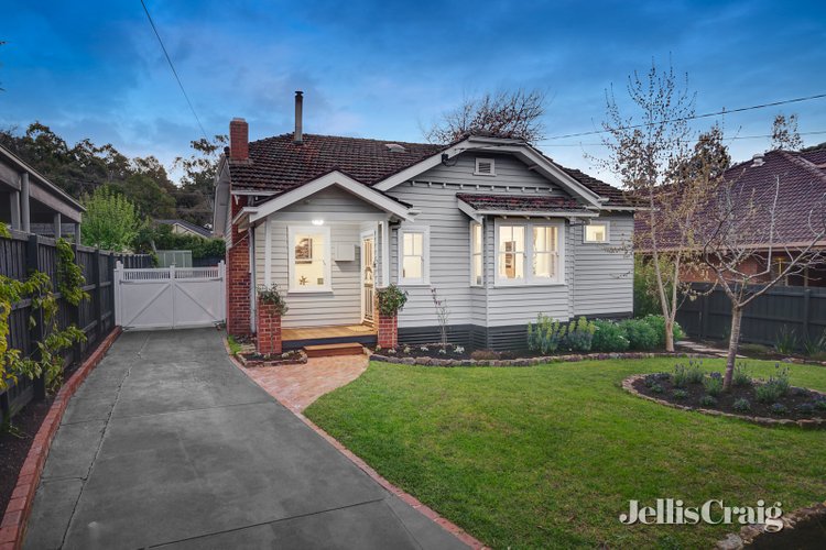 19 Warrien Road Croydon North 3136