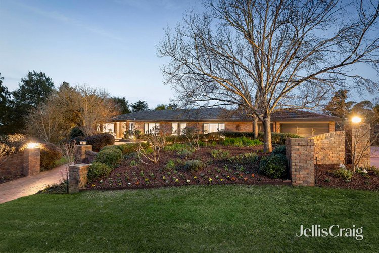 19 White Lodge Court Donvale 3111