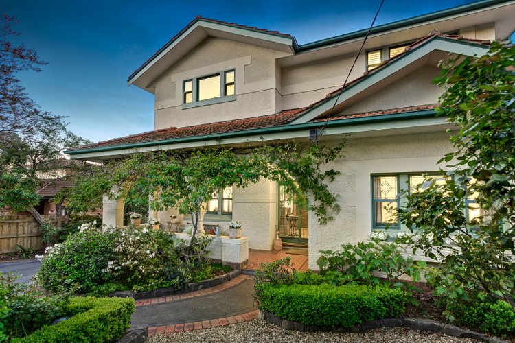 19 Zetland Road Mont Albert 3127