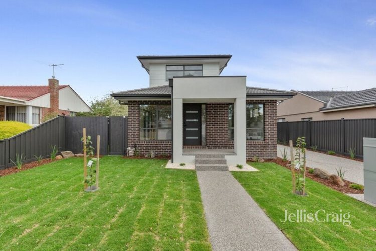 1/90 Barry Street Reservoir 3073