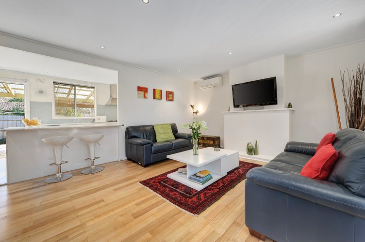 1/94 Mahoneys Road Forest Hill 3131