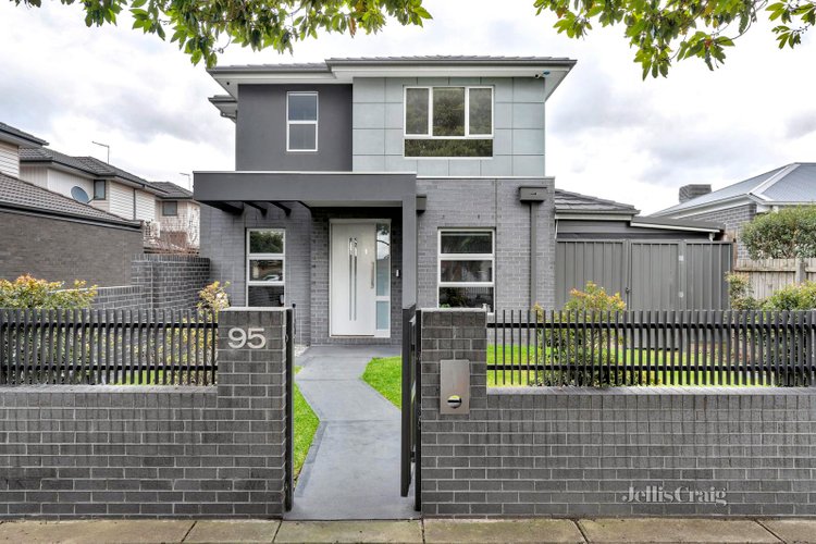 1 95 Northumberland Road Pascoe Vale 3044
