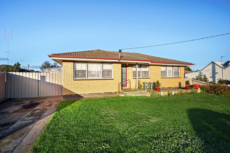 195 Yarrowee Street Sebastopol 3356