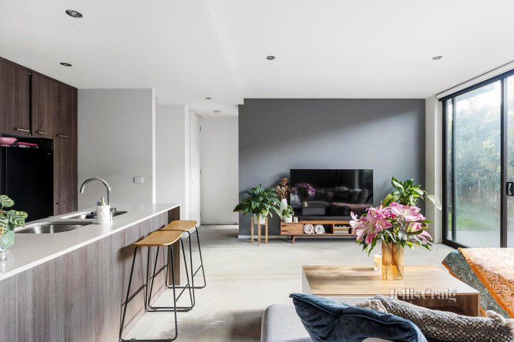 1 96 Charles Street Fitzroy 3065
