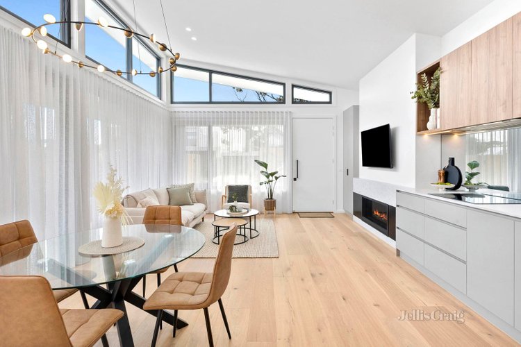 1 96 The Avenue Ocean Grove 3226