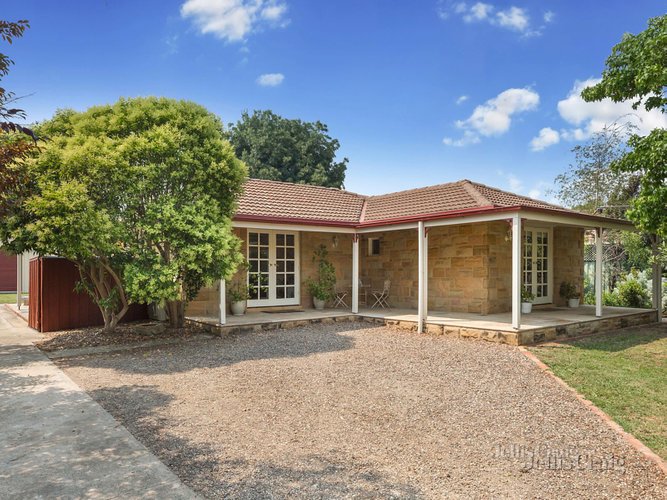 197 Main Road Campbells Creek 3451