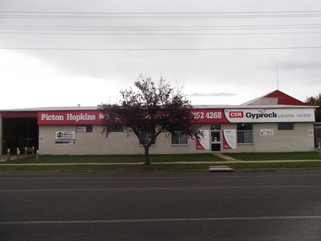 198-200 Macleod Street, Bairnsdale