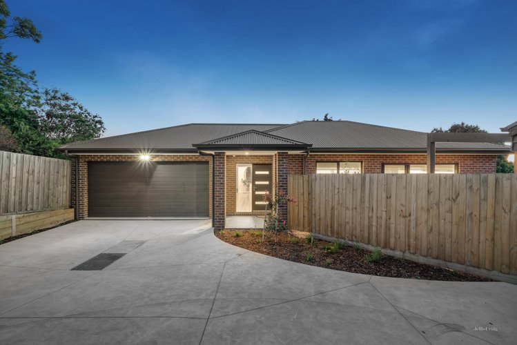 19a Carawa Street Mooroolbark 3138