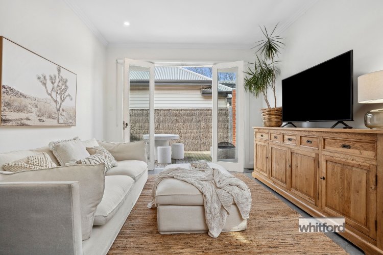 19a Laurel Bank Parade, Newtown