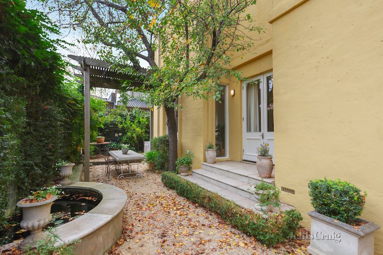 1A Edyvean Street Surrey Hills 3127