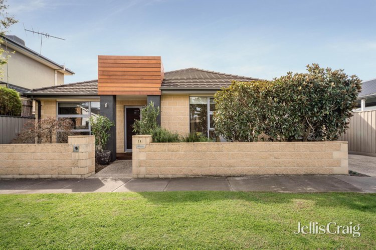 1A Holt Court Mordialloc 3195