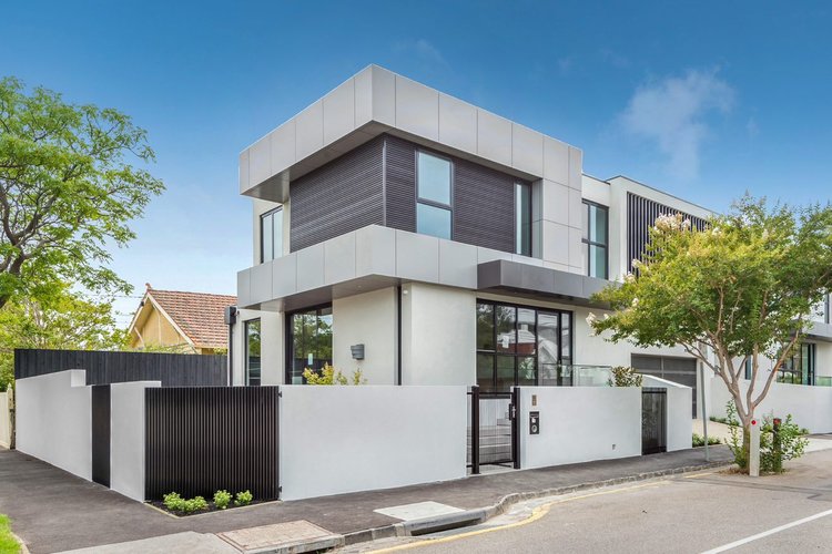 1A Lawrence Street