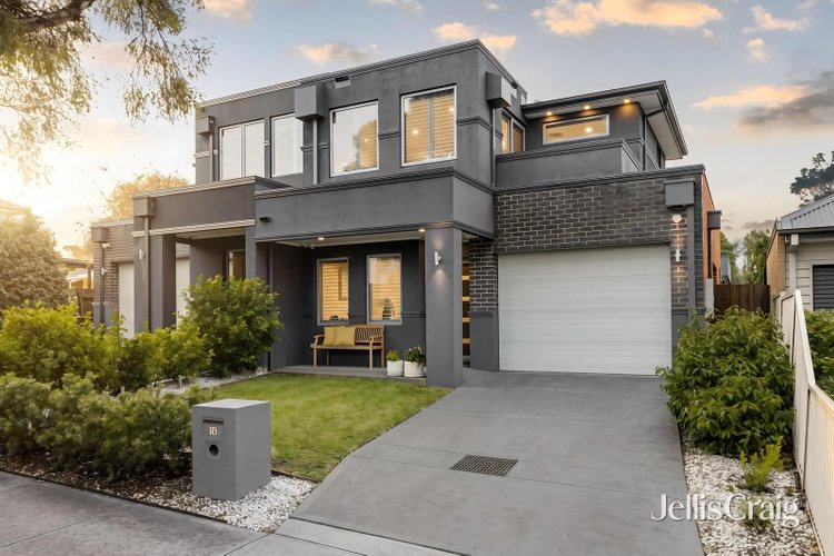 1A Sylvan Court Forest Hill 3131