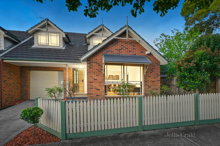 1B Cherryhinton Street Box Hill 3128