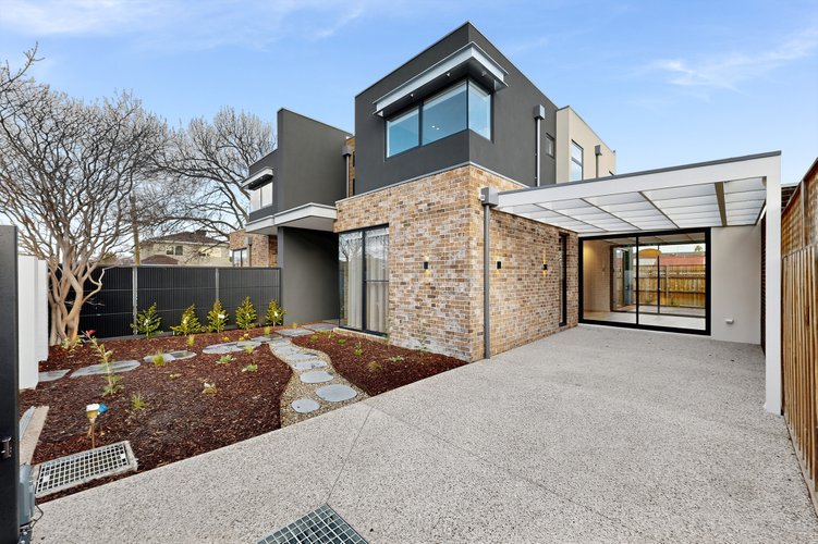 1B Irving Avenue Murrumbeena 3163