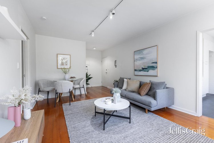 1D 381 Toorak Road South Yarra 3141
