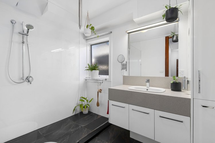 2 17 Clonard Avenue, Geelong&nbsp;West