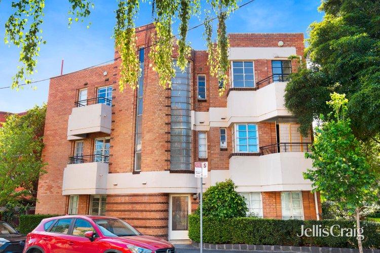 2-4 Garden Avenue East Melbourne 3002