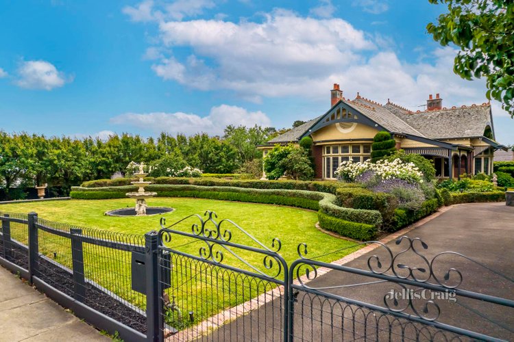 2-4 Garden Street Reservoir 3073