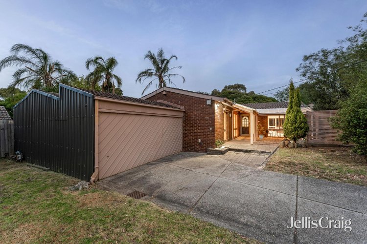 2 Allure Court Glen Waverley 3150