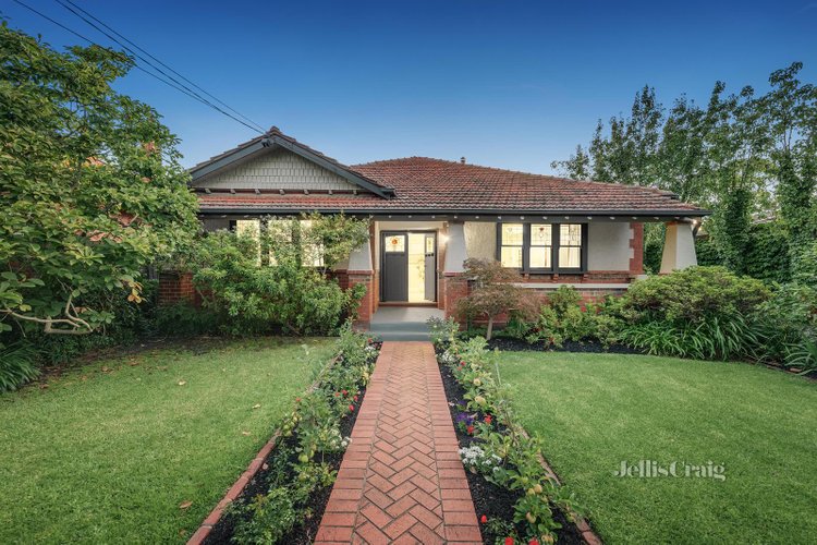 2 Alverna Grove Brighton 3186