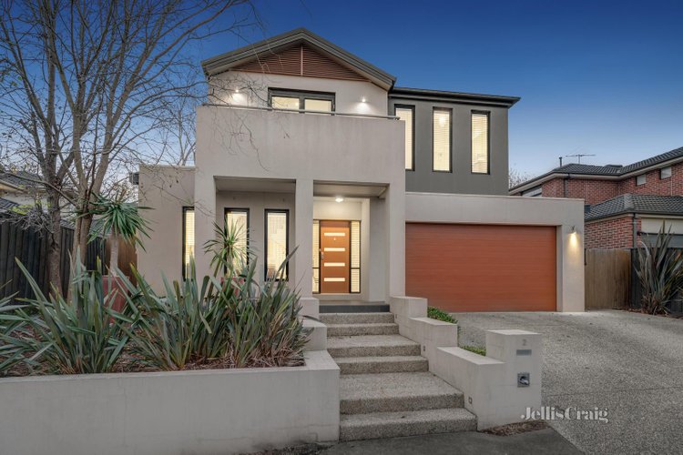 2 Apple Green Lane Doncaster East 3109
