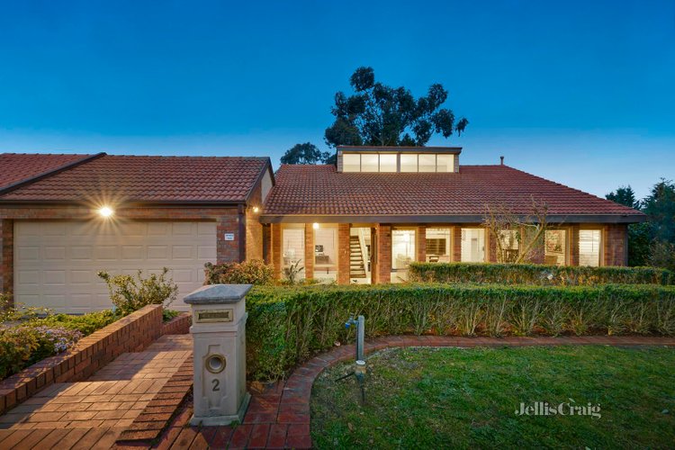 2 Apple Gum Grove Doncaster East 3109