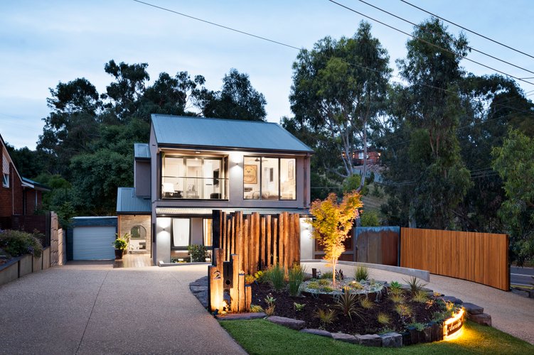 2 Arcadia Way Eltham North 3095