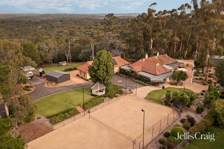 2 Ashley Court Research 3095