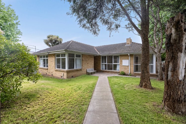 2 Ashmore Road Forest Hill 3131