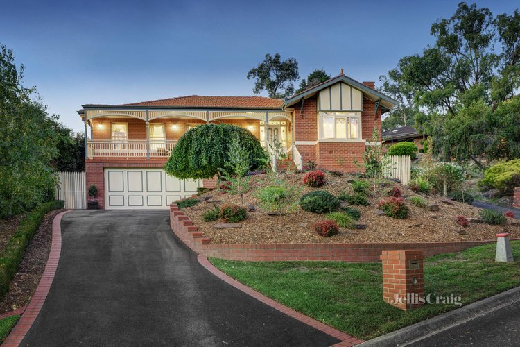 2 Bahen Close Eltham 3095