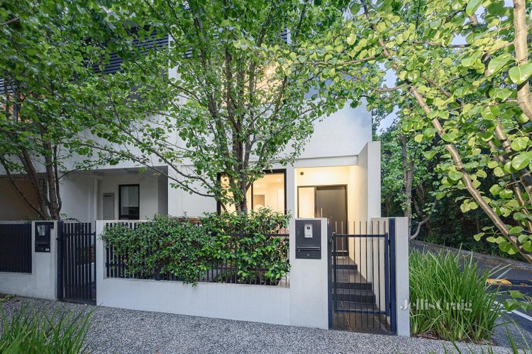 2 Banksia Way Malvern 3144