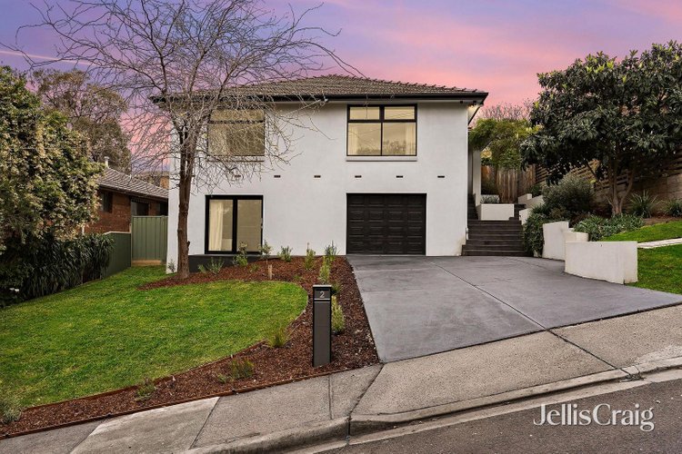 2 Barbara Crescent Avondale Heights 3034
