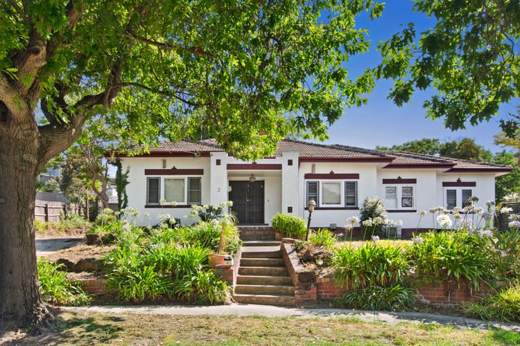 2 Bickleigh Court Glen Iris 3146