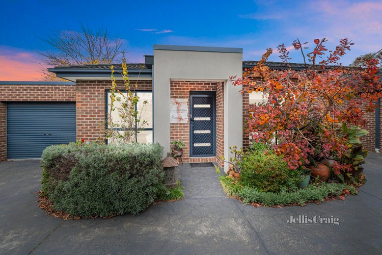 2 Brad Close Kilsyth 3137