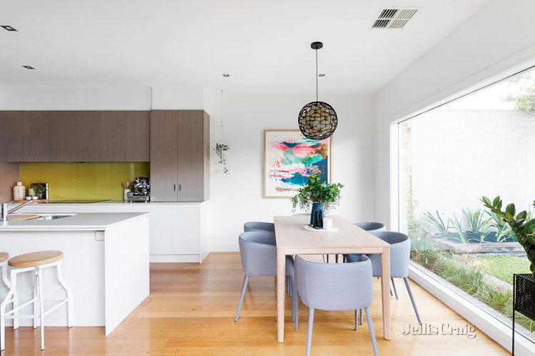 2 Bradley Avenue Thornbury 3071