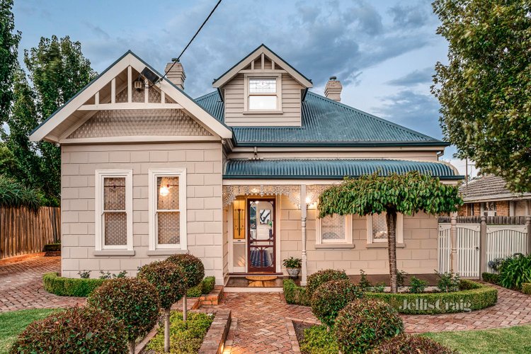 2 Braemar Street Essendon 3040