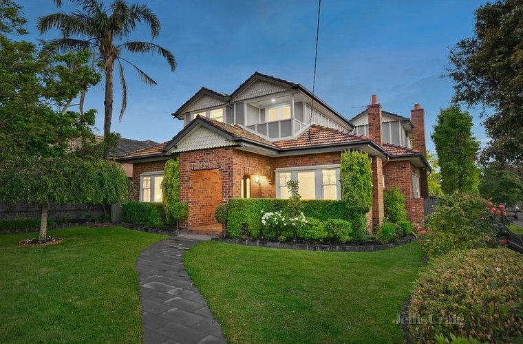 2 Bruce Street Bentleigh 3204