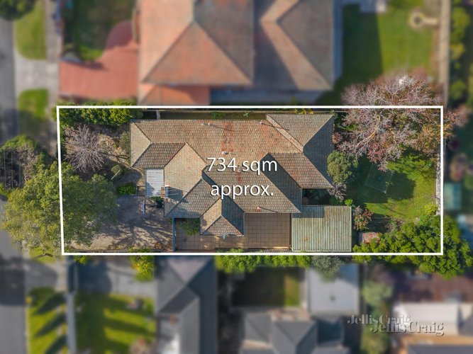 2 Burroughs Road Balwyn 3103