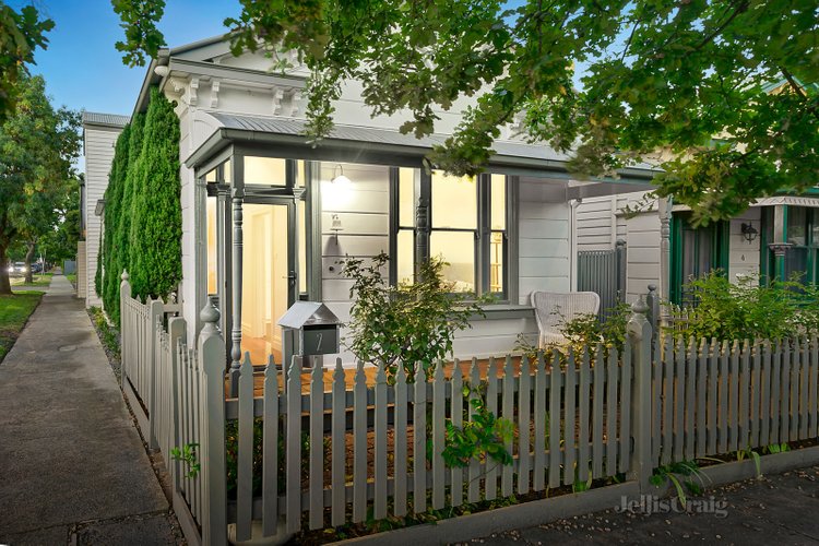 2 Cambridge Street Armadale 3143